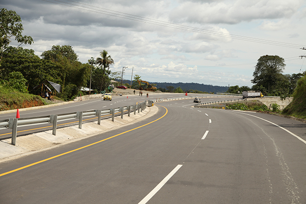 ANI vs. UT Desarrollo Vial del Valle del Cauca y Cauca (Ad. 13)
