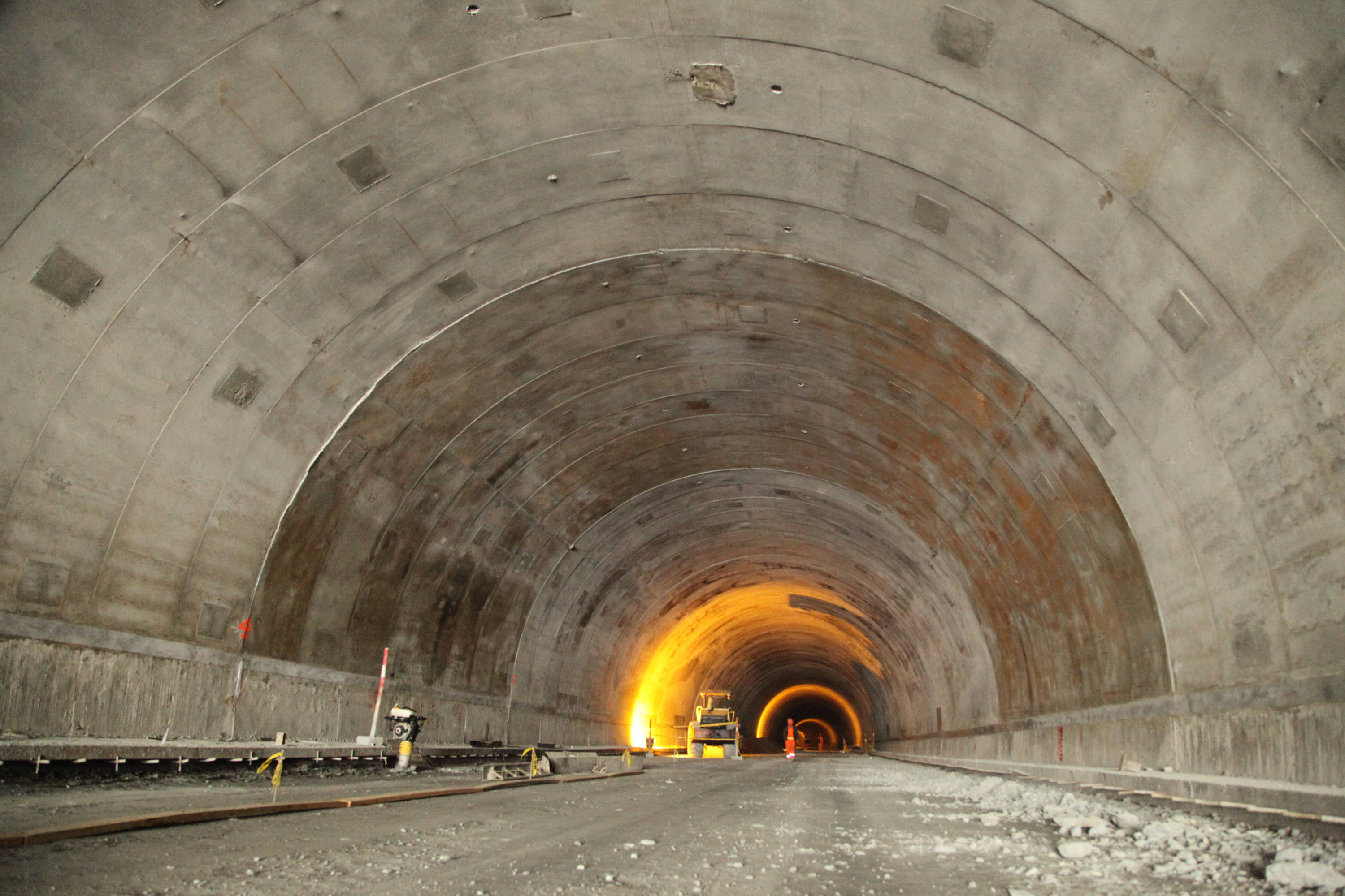 INVIAS vs. UT Segundo Centenario (Túnel de la Línea)